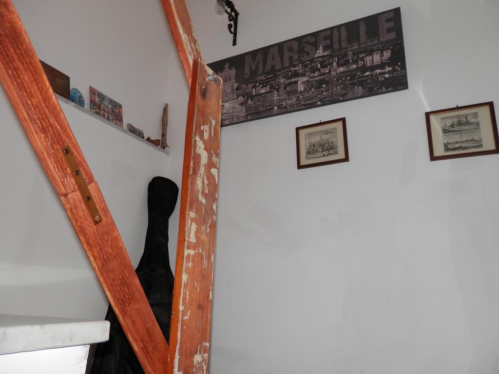 Al Fakhar Acomodação com café da manhã Ficarra Exterior foto